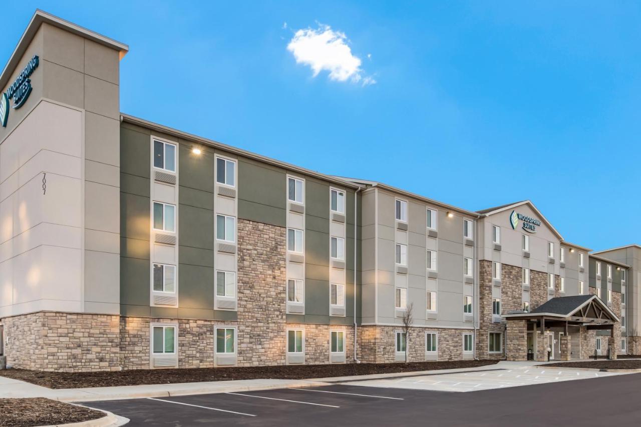 Woodspring Suites Charlotte - University Research Park 외부 사진